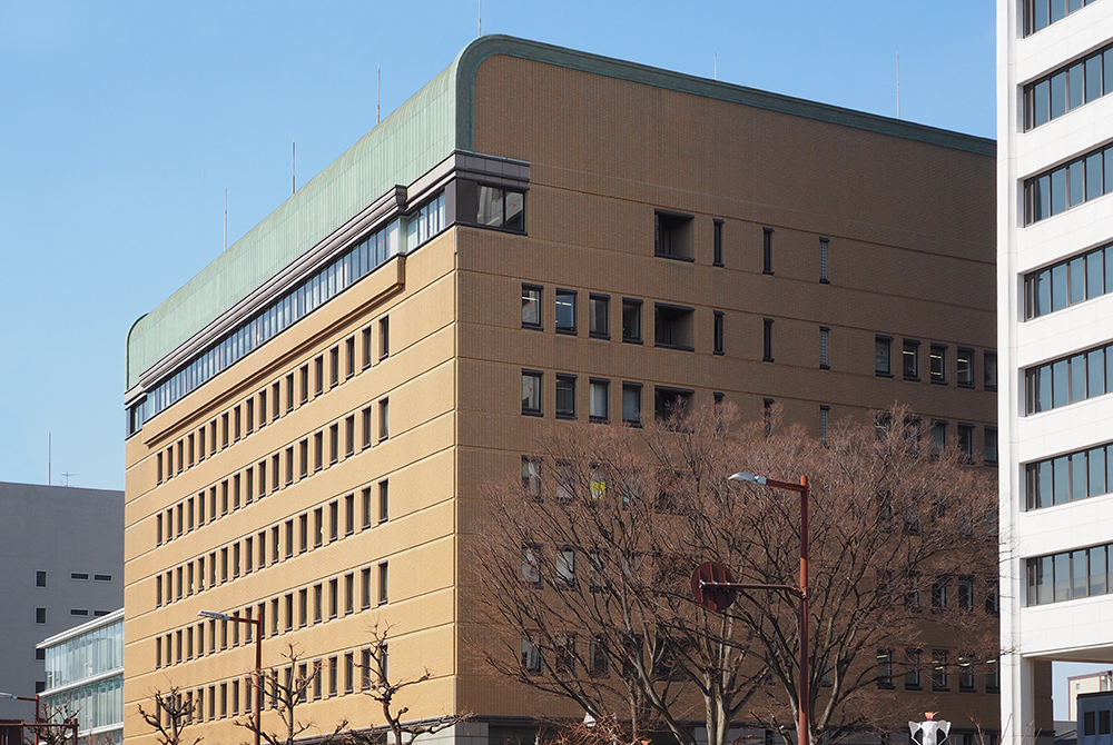 病院　室外機 マルチ空調18台